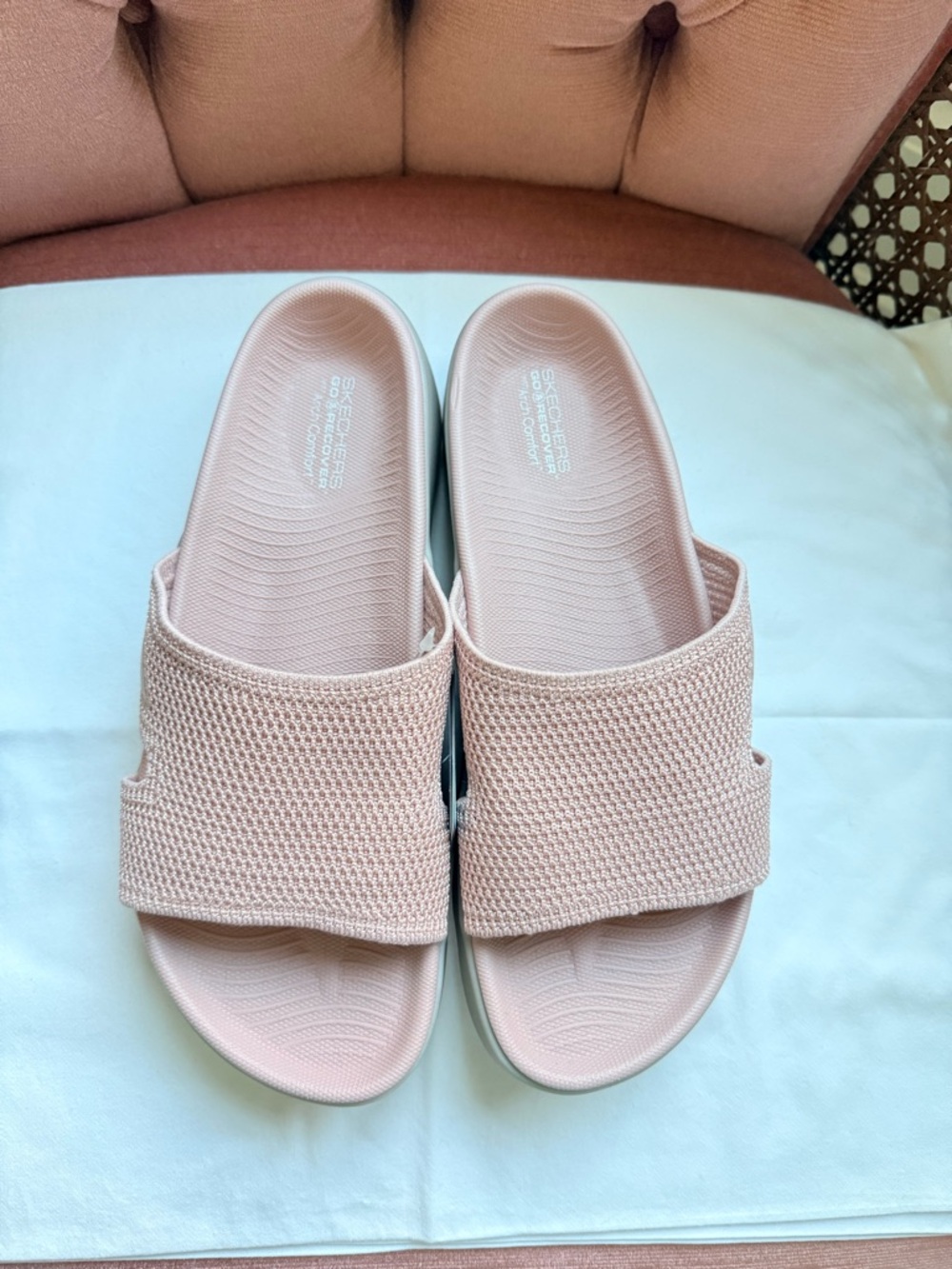 Skechers On-the-go Massage Arch Fit US 8